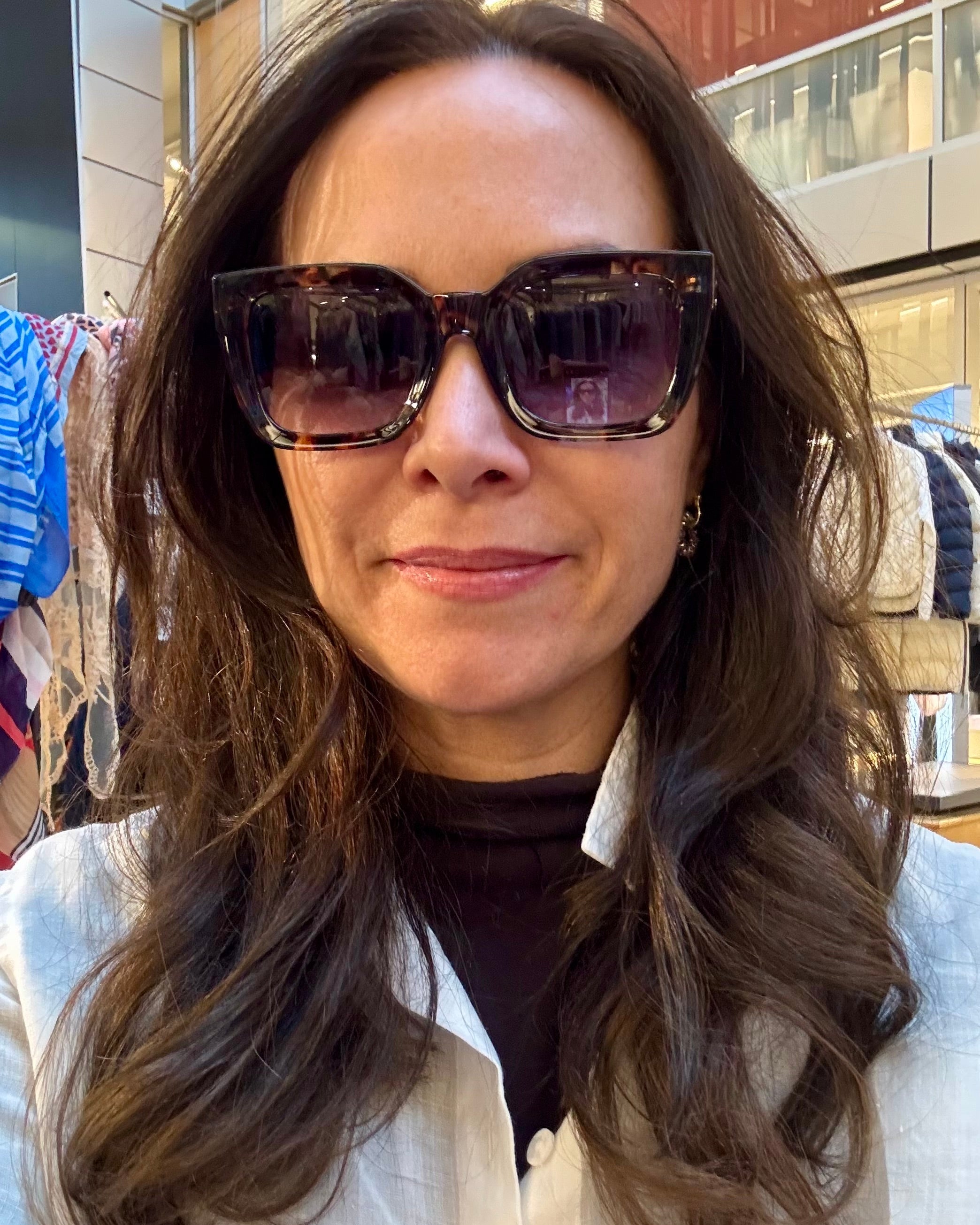 Brune solbriller fra Black Colour – aviatorstil multi
