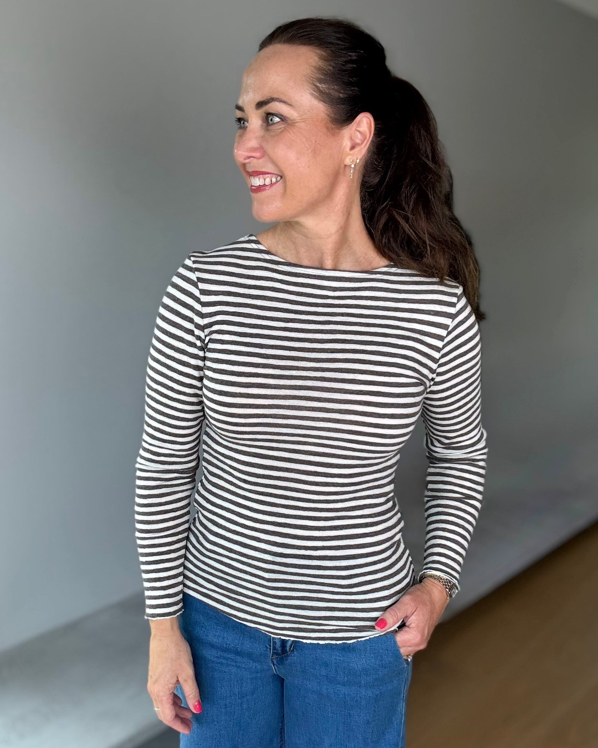 4006 Shirt Boat Neck
