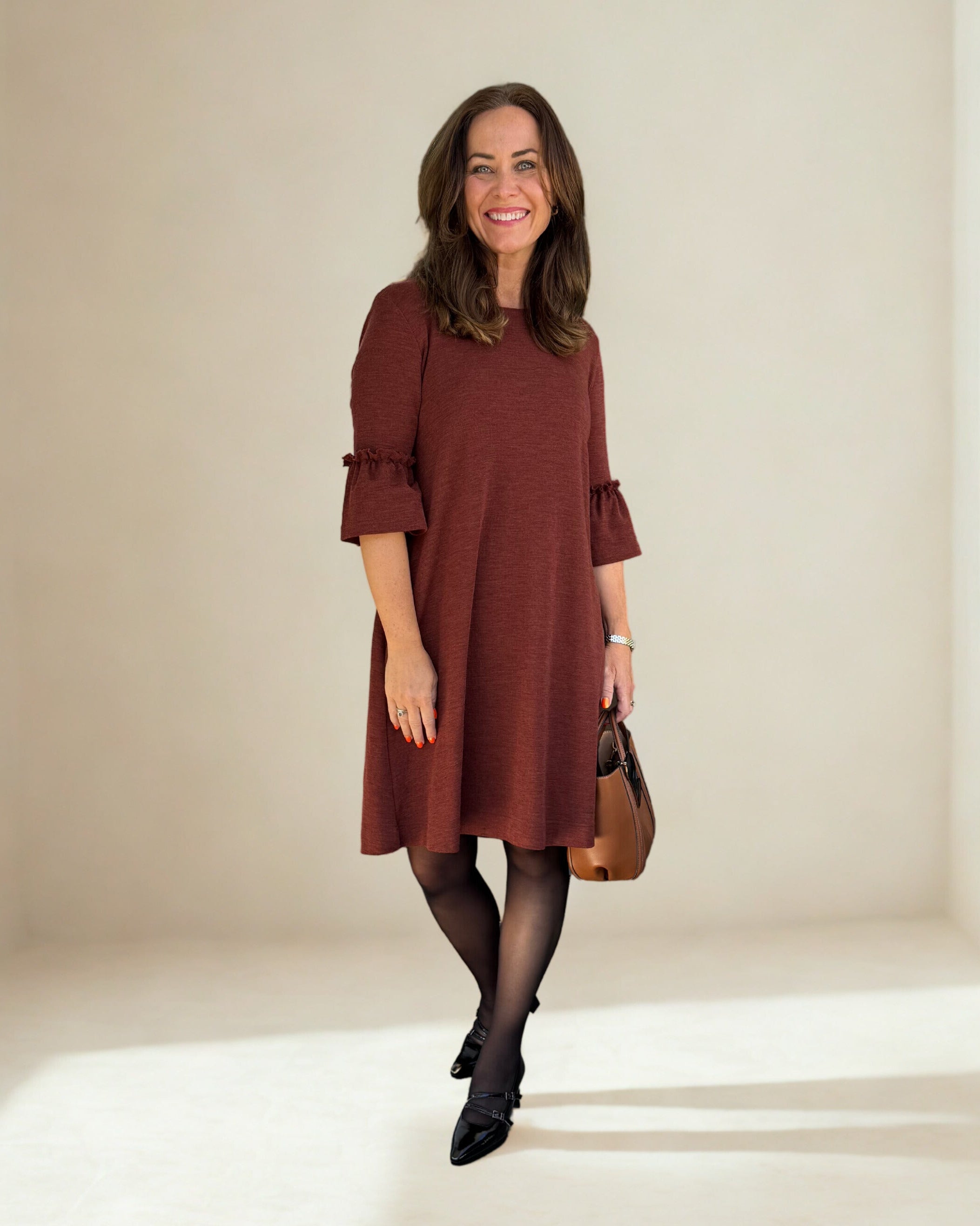By basics- 7030 Kjole med 3/4 trompet-erme