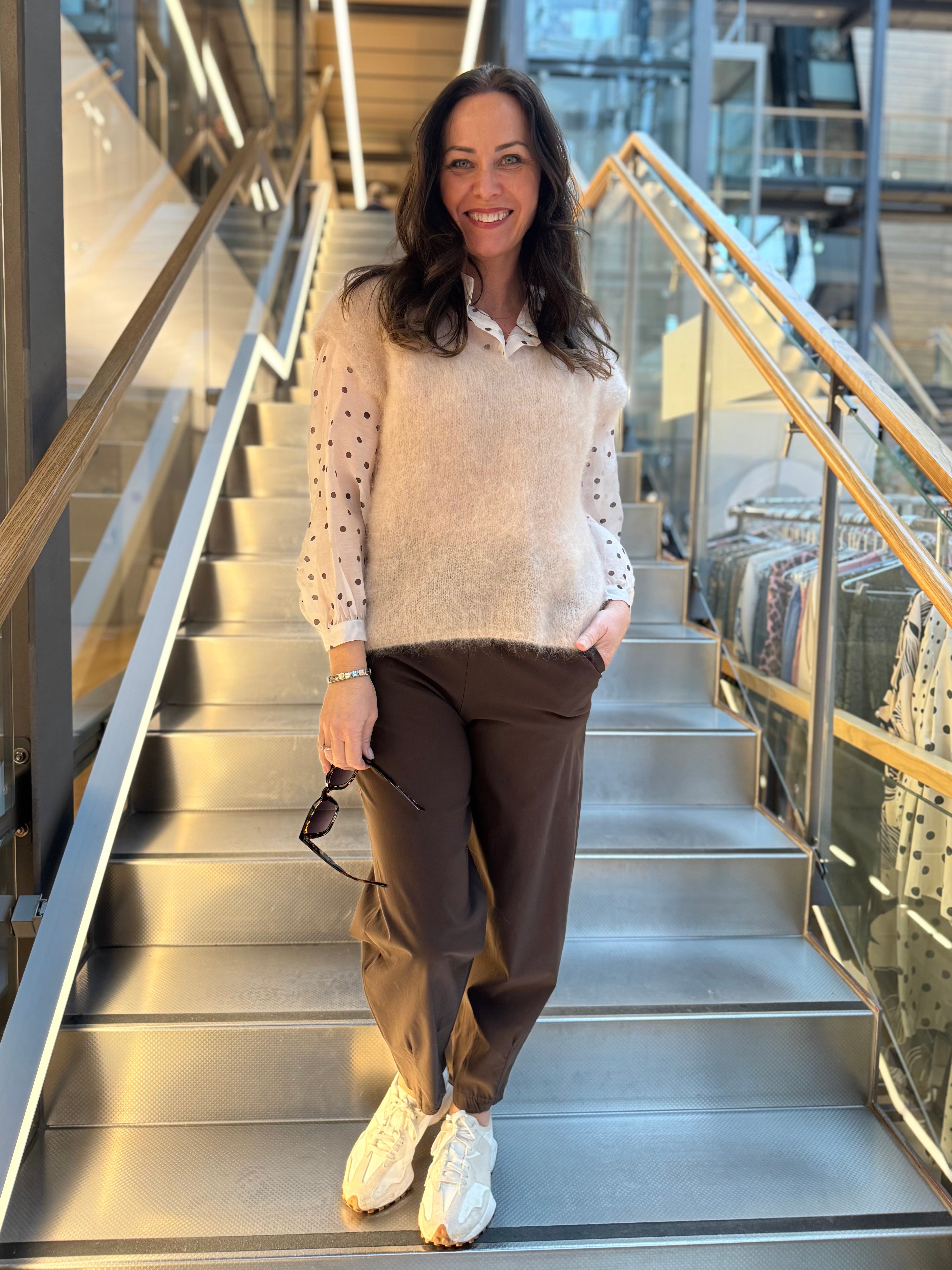 BCBjoerk Pullover Knit - Latte farge