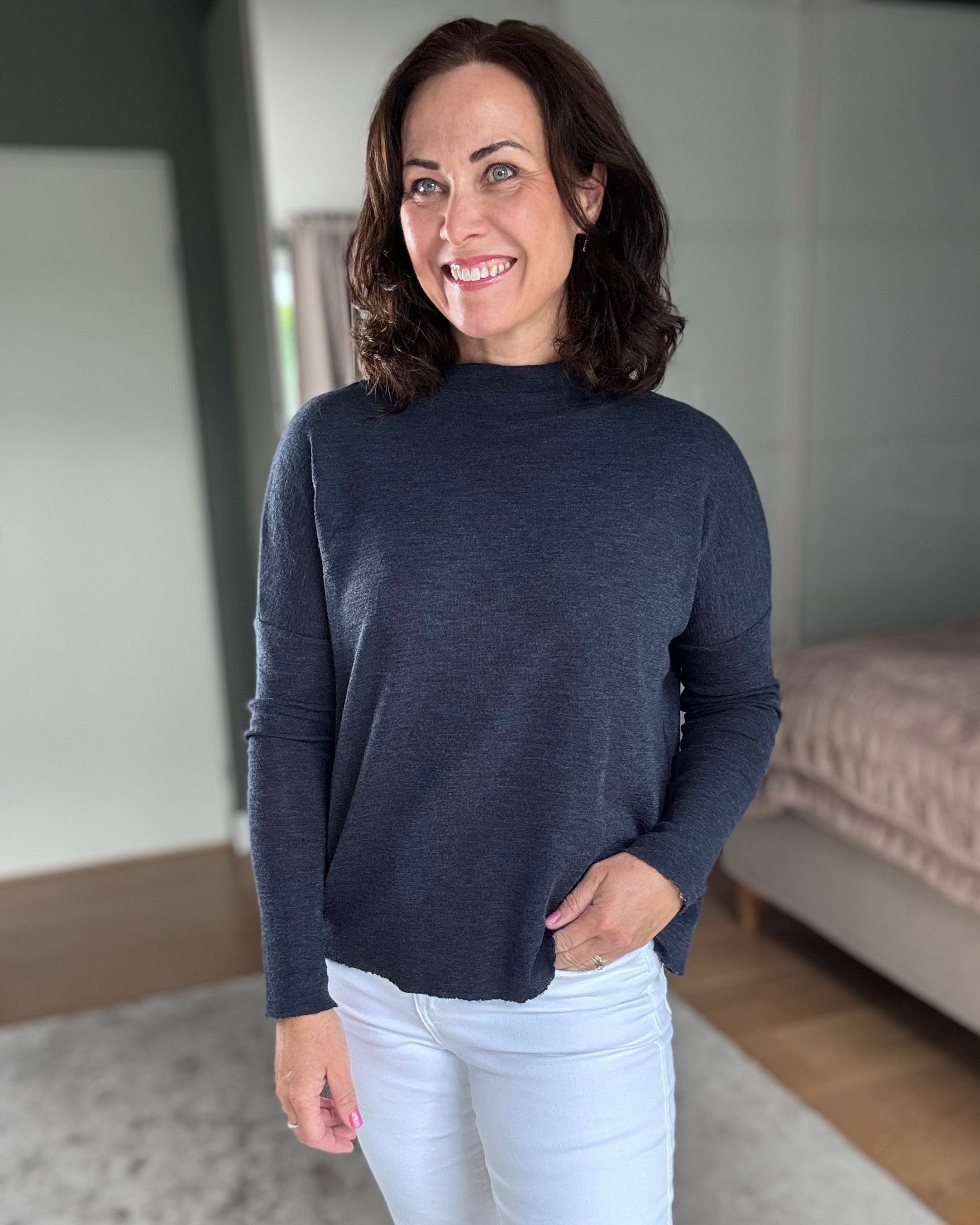 By Basics Rampegenser 4025 dame Midnight Blue Melange oversized merinoullgenser – Kleslykke