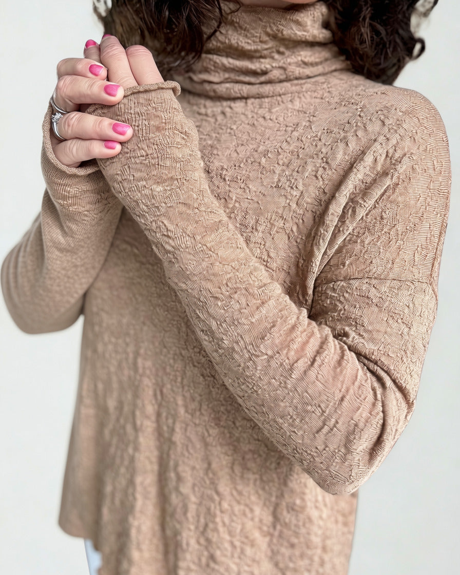 By Basics Ullgenser Dame — Bobleull (Bubble Wool) med Rullekrage — 4501 Shirt Wide